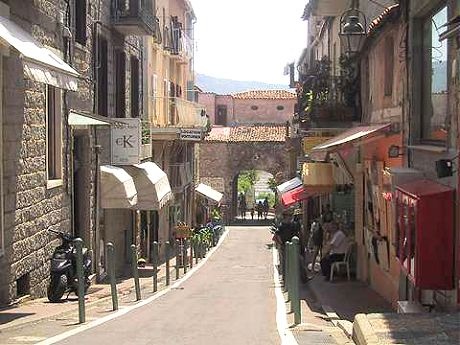 Une rue de Porto-Vecchio